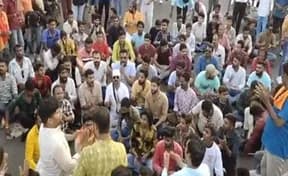 Madhya Pradesh: Hindu group stages protest in support of accused in alleged molestation case involving Muslim girl in Madhya Pradesh 